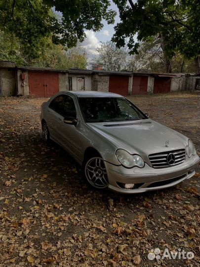 Mercedes-Benz C-класс 2.0 AT, 2001, 289 000 км