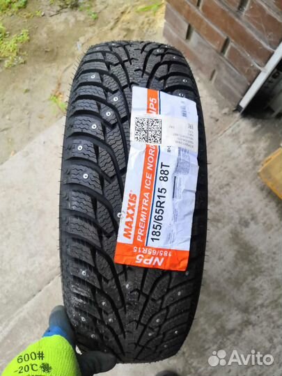 Maxxis Premitra Ice Nord NP5 185/65 R15 88T