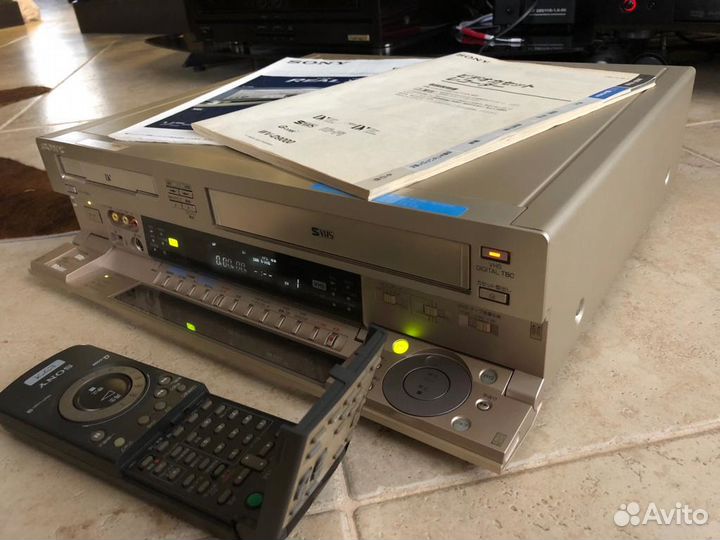 Редкий топовый видеомагнитофон Sony WV-D9000