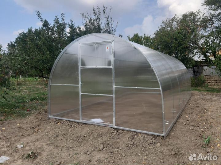 Теплица из поликарбоната