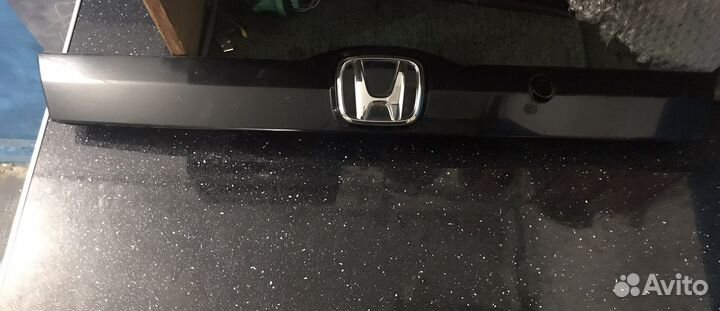 Накладка на дверь багажника