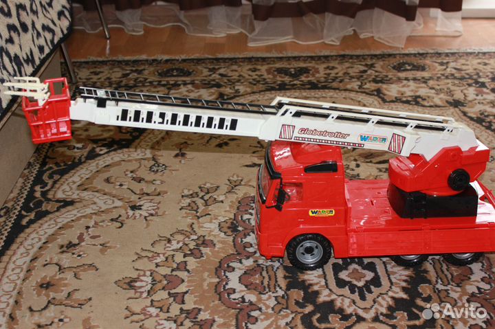 Детские игрушки машины