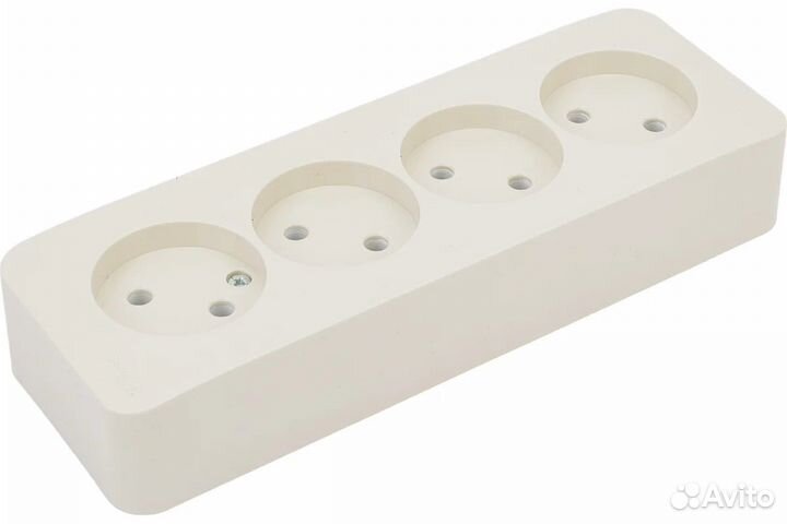 Systeme Electric blanca О/У розетка 4-ая без зазем
