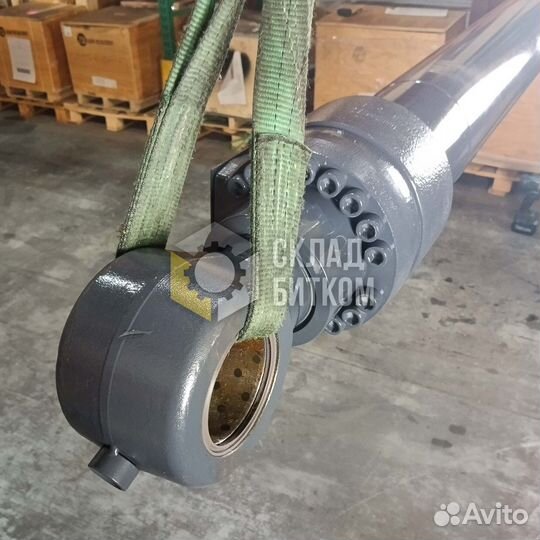 Гидроцилиндр ковша Volvo EC380D VOE14640433