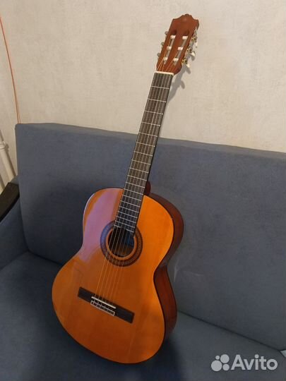 Гитара Yamaha C40