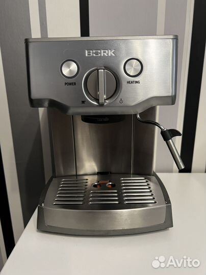 Кофемашина рожковая bork