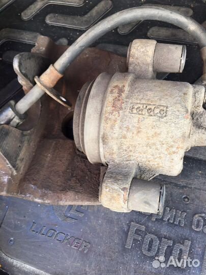 Суппорт передний на ford focus 3