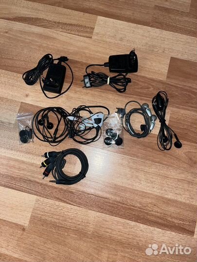 Гарнитуры и зарядные устройства