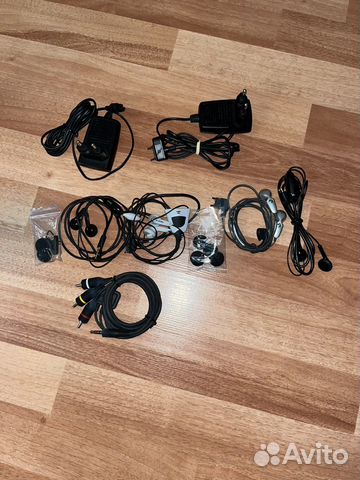 Гарнитуры и зарядные устройства