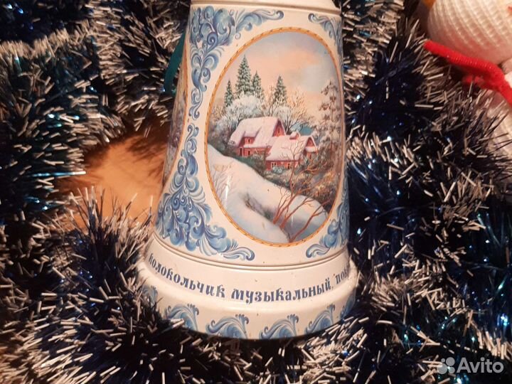 Ёлочки, гирлянды, подставки для ёлочек