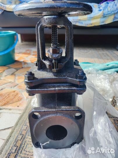 Задвижка чугунная фланцевая