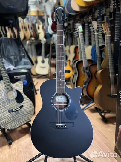 Трансакустическая гитара