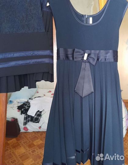 Костюм юбка,жилет и сарафан