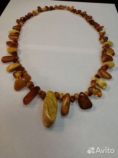 Бусы длинные янтарные 