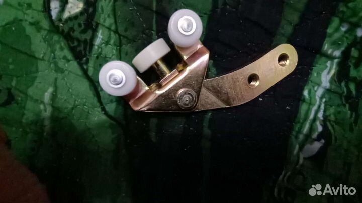 Ролик боковой сдвижной двери VW транспортер T4