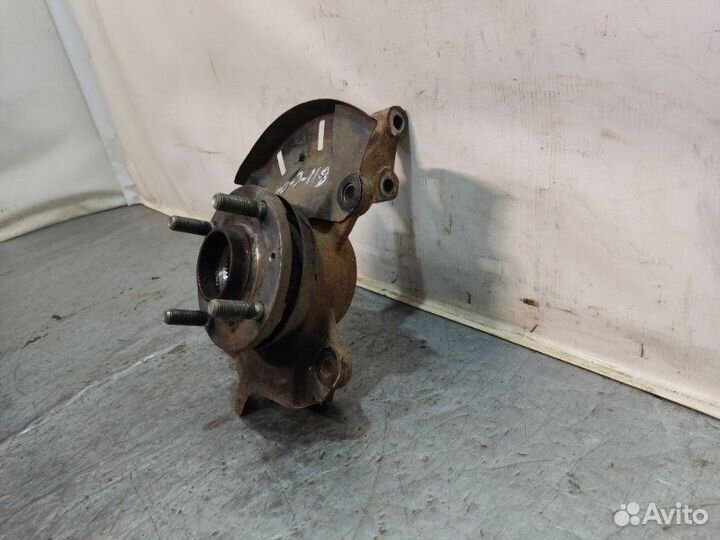 Кулак поворотный ступица в сборе передний правый
