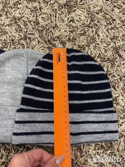 Шапки и варежки для мальчика новые