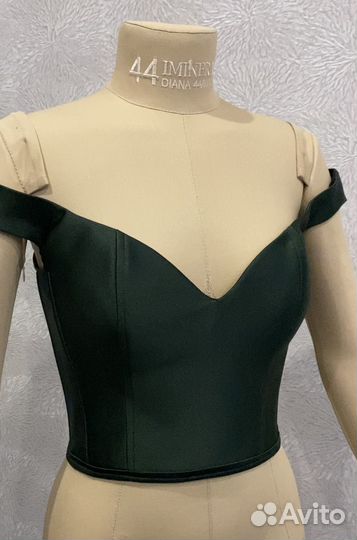 Корсаж изумрудного цвета, 42-44