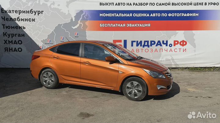 Фара противотуманная левая Hyundai Solaris (RB) 92