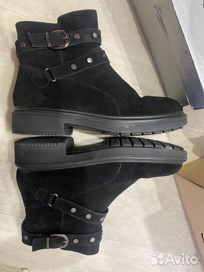 Ботинки женские 39, замша натуральная, утеплены