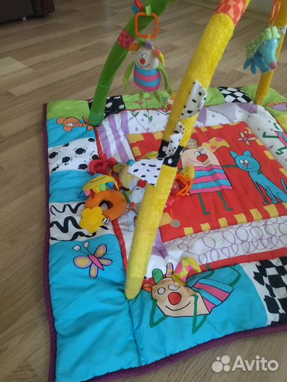 Развивающий коврик