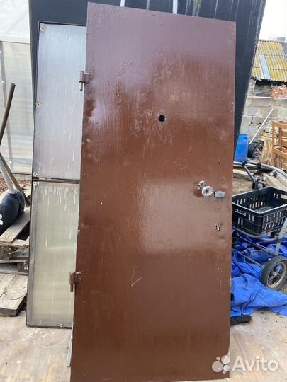 Дверь металическая