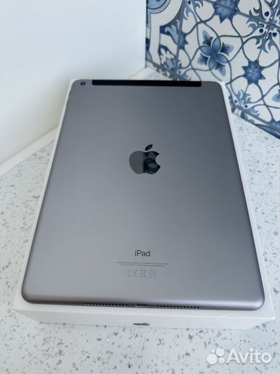 iPad (6th Generation) Wi-Fi + Cellular 32 гб
