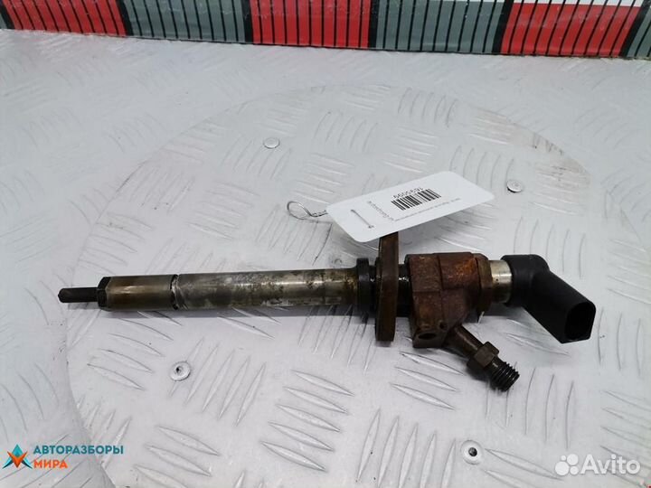 Форсунка Ford Focus 2 рест. 2010 9657144580