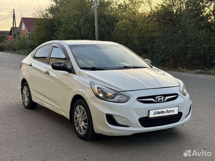 Hyundai Solaris 1.4 AT, 2014, 266 150 км