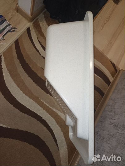 Наклодной таз на ванну