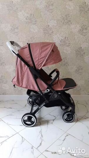 Коляска прогулочная Dearest 819+