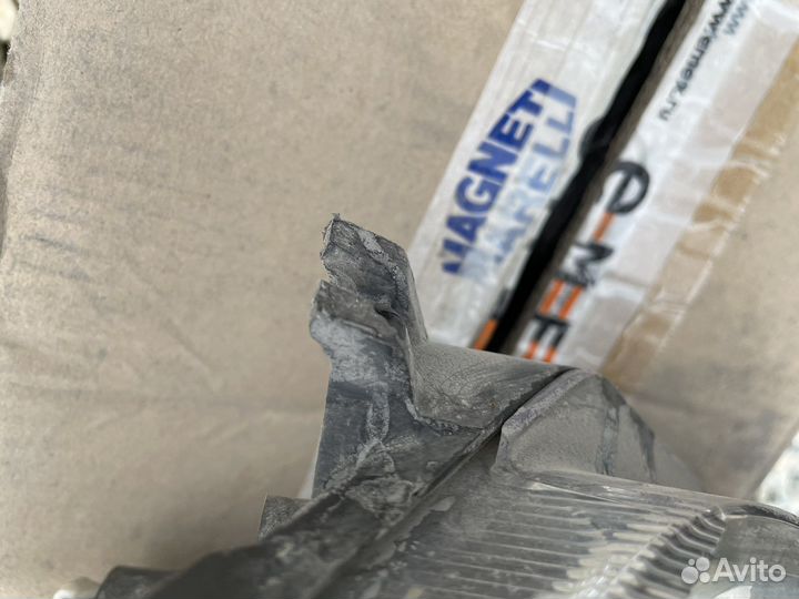 Фара левая Лада Гранта