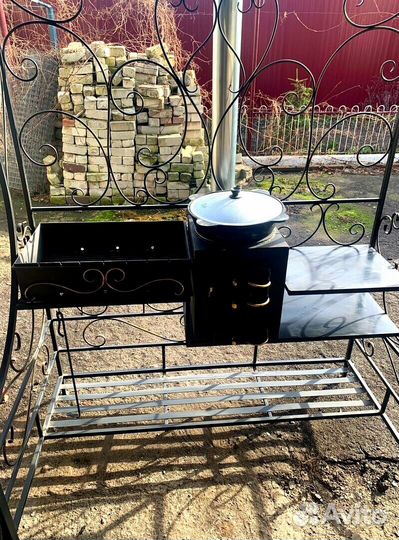 Мангал гриль с крышей