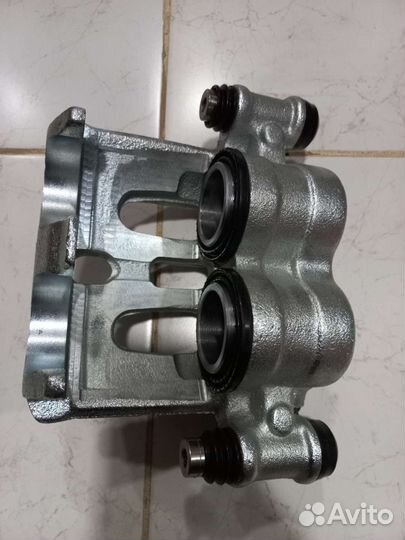 Суппорт brembo на Мерседес Спринтер 906