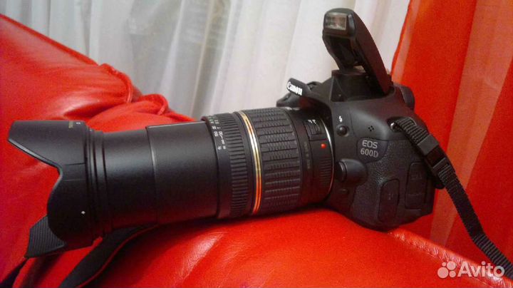 Зеркальный фотоаппарат canon 600d