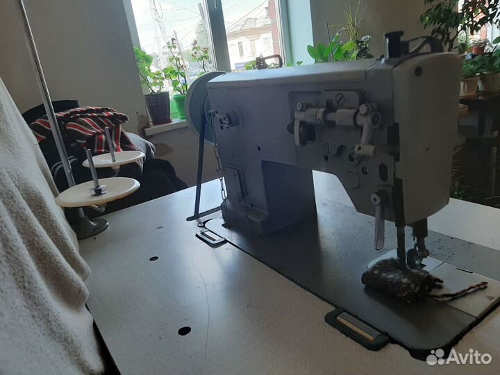 Швейная машинка