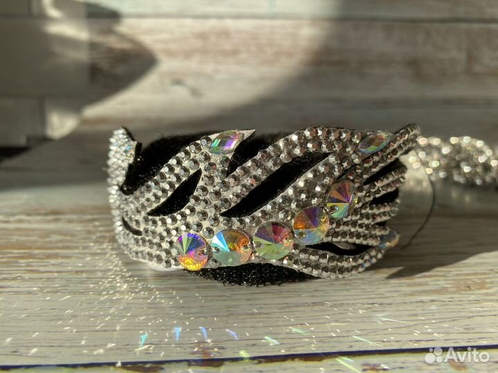 Корона на шишку для художественной гимнастики