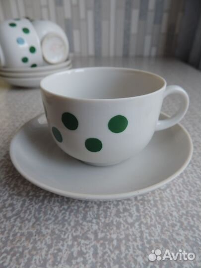 Посуда разная, есть времен СССР