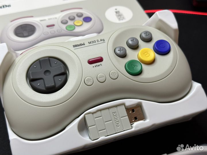 Геймпад 8BitDo M30 версия 2.4G
