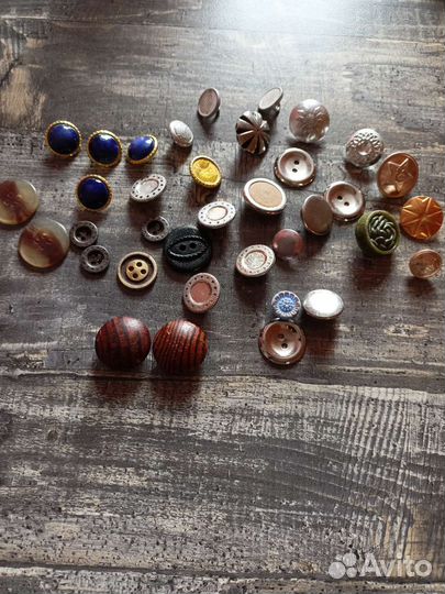 Пуговицы