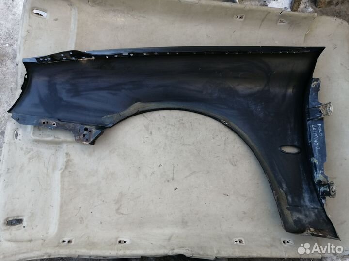 Крыло переднее правое для Ford Scorpio 1994-1998