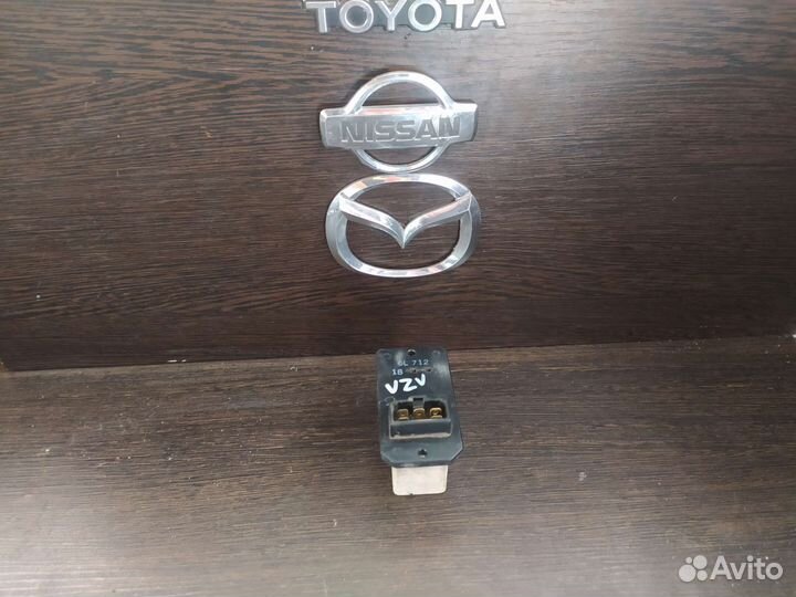 Резистор вентилятора Тойота Camry VZV33 prominent