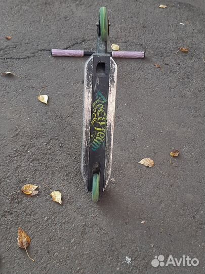 Трюковой самокат duker 101