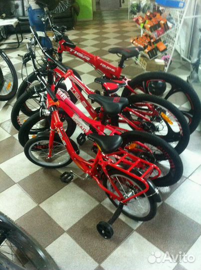 Велосипед красный