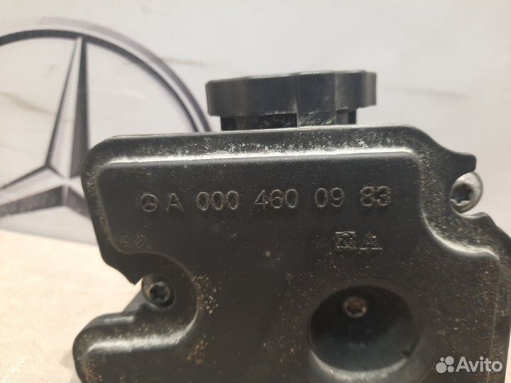 Бачок гидроусилителя руля Mercedes E350 W211