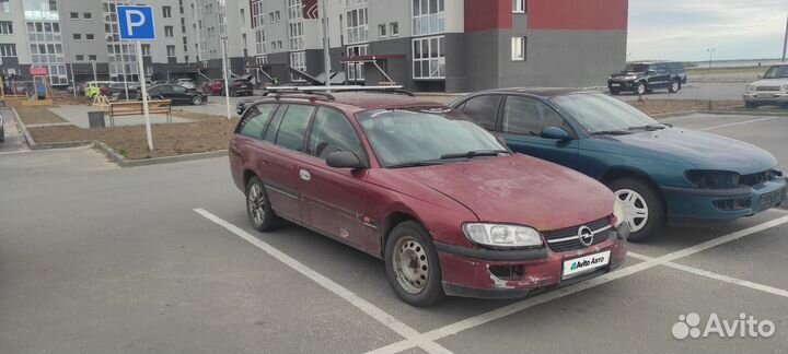 Opel Omega 2.0 МТ, 1996, 328 250 км