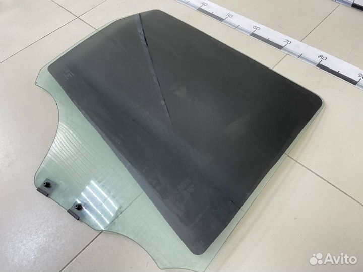 Стекло двери задней правой Nissan Terrano D10 2014