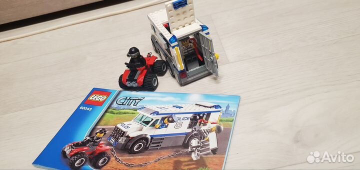 Lego City 60276 60043