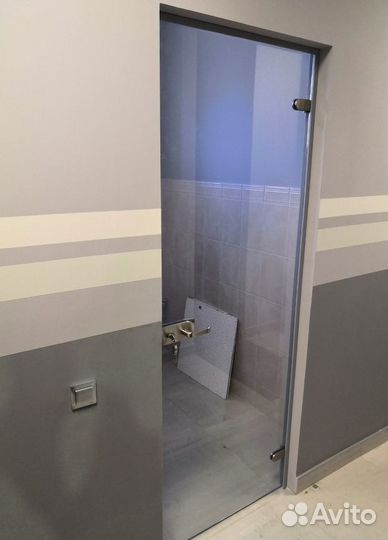 Двери стеклянные