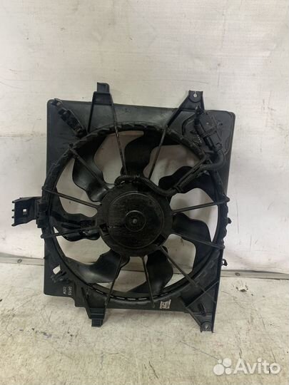 Вентилятор охлаждения Kia Ceed 2 купе JD 2012